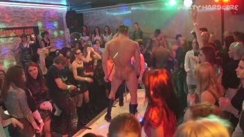 Party Hardcore Gone Crazy Vol. 27 Part 4 - Cam 2 Screencap 90 on www.sinx.com