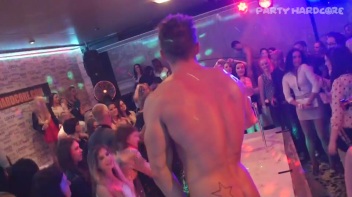 Party Hardcore Gone Crazy Vol. 27 Part 4 - Cam 2 Screencap 31 on www.sinx.com