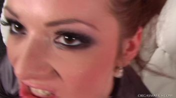 Jewels and Juicy Pussies Screencap 68 on www.sinx.com