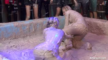 Miss Skinny Stuffed With Mud Screencap 31 on www.sinx.com