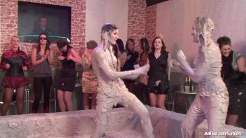 Miss Skinny Stuffed With Mud Screencap 42 on www.sinx.com