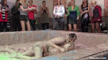 Miss Skinny Stuffed With Mud Screencap 56 on www.sinx.com