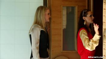 Eurobabe Pool Play Screencap 1 on www.sinx.com