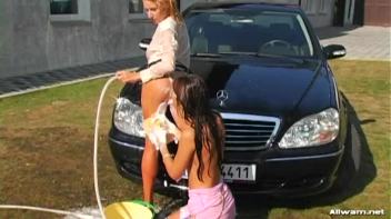 Taking Turns Hosing Each Other Down Screencap 92 on www.sinx.com