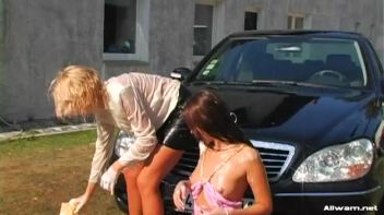 Taking Turns Hosing Each Other Down Screencap 69 on www.sinx.com
