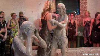Muddy Madness Screencap 87 on www.sinx.com