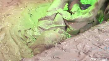 Muddy Madness Screencap 65 on www.sinx.com