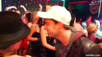 Pussy Casino Part 4 - Cam 1 Screencap 4 on www.sinx.com