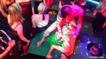 Pussy Casino Part 4 - Cam 1 Screencap 49 on www.sinx.com