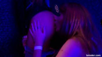 Fanatic Fuckfriends Part 7 - Lesbian Cam Screencap 25 on www.sinx.com