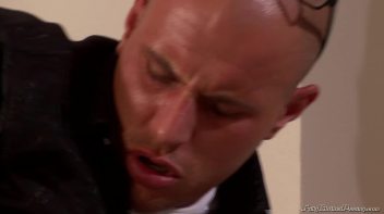 Drowning Her Problems In Piss Screencap 55 on www.sinx.com