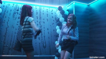Wet And Working It!  Cuties Shake It Up! Screencap 72 on www.sinx.com