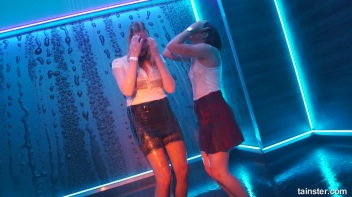 Show Me Wet You're Workin' With! Screencap 56 on www.sinx.com