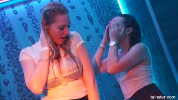 Show Me Wet You're Workin' With! Screencap 57 on www.sinx.com