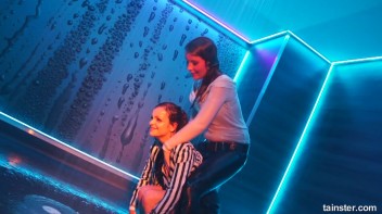 Show Me Wet You're Workin' With! Screencap 78 on www.sinx.com