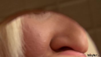 Top Notch Cum Guzzler Screencap 5 on www.sinx.com