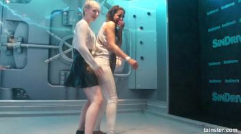 Soaking wet sexy babes Screencap 19 on www.sinx.com