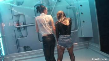 Soaking wet sexy babes Screencap 3 on www.sinx.com