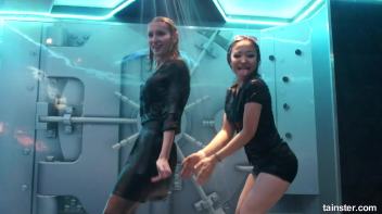 Soaking wet sexy babes Screencap 38 on www.sinx.com