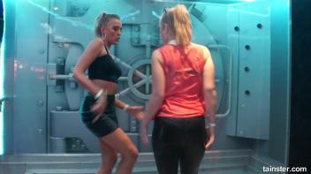 Soaking wet sexy babes Screencap 58 on www.sinx.com