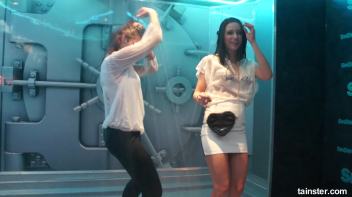 Soaking wet sexy babes Screencap 73 on www.sinx.com