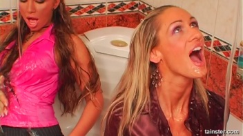 Cute Girls Get Completely Covered In Goo Screencap 1 on www.sinx.com