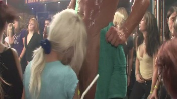 Party Hardcore Vol. 32 Part 2 - Cam 3 Screencap 109 on www.sinx.com