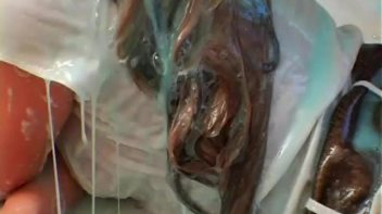 Lesbian Laundromat Screencap 100 on www.sinx.com