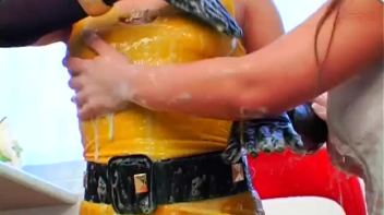 Lesbian Laundromat Screencap 67 on www.sinx.com