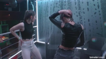 Titty Shakin' Shower Time Screencap 10 on www.sinx.com