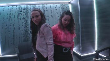 Titty Shakin' Shower Time Screencap 16 on www.sinx.com