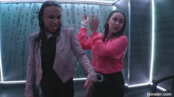 Titty Shakin' Shower Time Screencap 21 on www.sinx.com