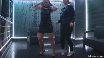 Titty Shakin' Shower Time Screencap 38 on www.sinx.com