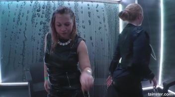 Titty Shakin' Shower Time Screencap 39 on www.sinx.com