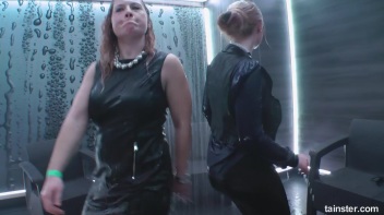 Titty Shakin' Shower Time Screencap 41 on www.sinx.com