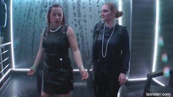 Titty Shakin' Shower Time Screencap 49 on www.sinx.com