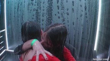 Titty Shakin' Shower Time Screencap 71 on www.sinx.com