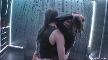 Titty Shakin' Shower Time Screencap 8 on www.sinx.com