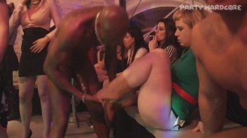 Party Hardcore Gone Crazy Vol. 26 Part 6 - Cam 2 Screencap 30 on www.sinx.com
