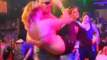 Party Hardcore Vol. 26 Part 2 Screencap 61 on www.sinx.com