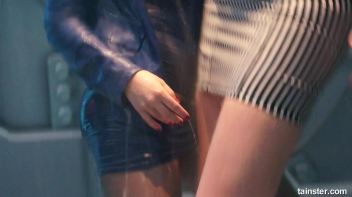 Sexy Shower Girls Screencap 17 on www.sinx.com