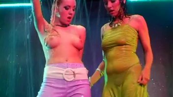 Elegant and Beautiful Wetlook Action Screencap 90 on www.sinx.com