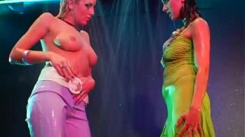 Elegant and Beautiful Wetlook Action Screencap 60 on www.sinx.com