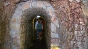 Spelunking For Bisexual Glory Screencap 11 on www.sinx.com