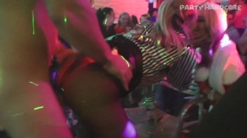 Party Hardcore Gone Crazy Vol. 24 Part 3 - Cam 4 Screencap 61 on www.sinx.com