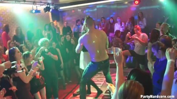 Party Hardcore Gone Crazy Vol. 34 Part 1 - Cam 2 Screencap 69 on www.sinx.com