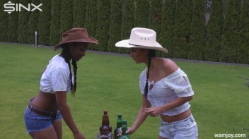 Wet And Wild Cowgirl Cuties Screencap 2 on www.sinx.com