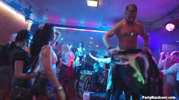 Party Hardcore Gone Crazy Vol. 35 Part 6 - Main Edit Screencap 90 on www.sinx.com