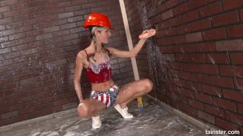 Female construction worker in search of cum Screencap 26 on www.sinx.com