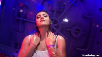 International Summer Lovin' Part 4 - Main Edit Screencap 23 on www.sinx.com